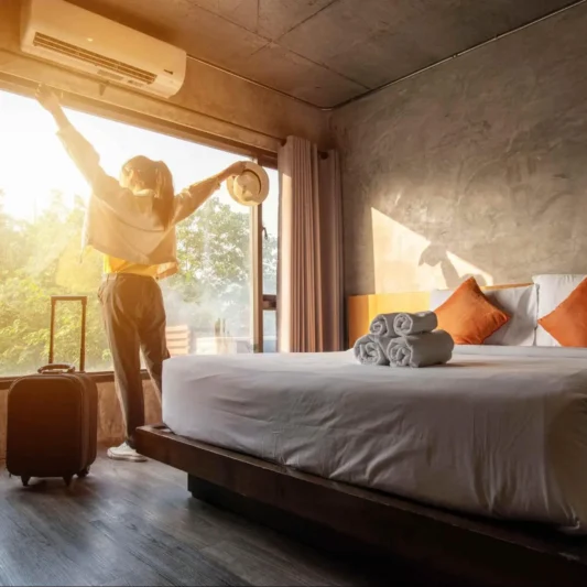 Why Travelers Are Choosing Apartment Hotels